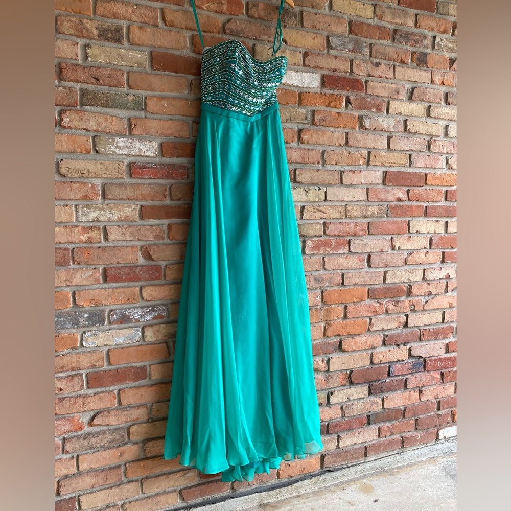 Prom: Mori Lee Green Rhinestone Formal Dress - Size 2 - BNWT